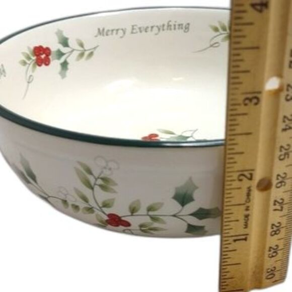 Pfaltzgraff "Merry Everything" Winterberry Christmas Bowl 7" Diameter - Picture 7 of 7